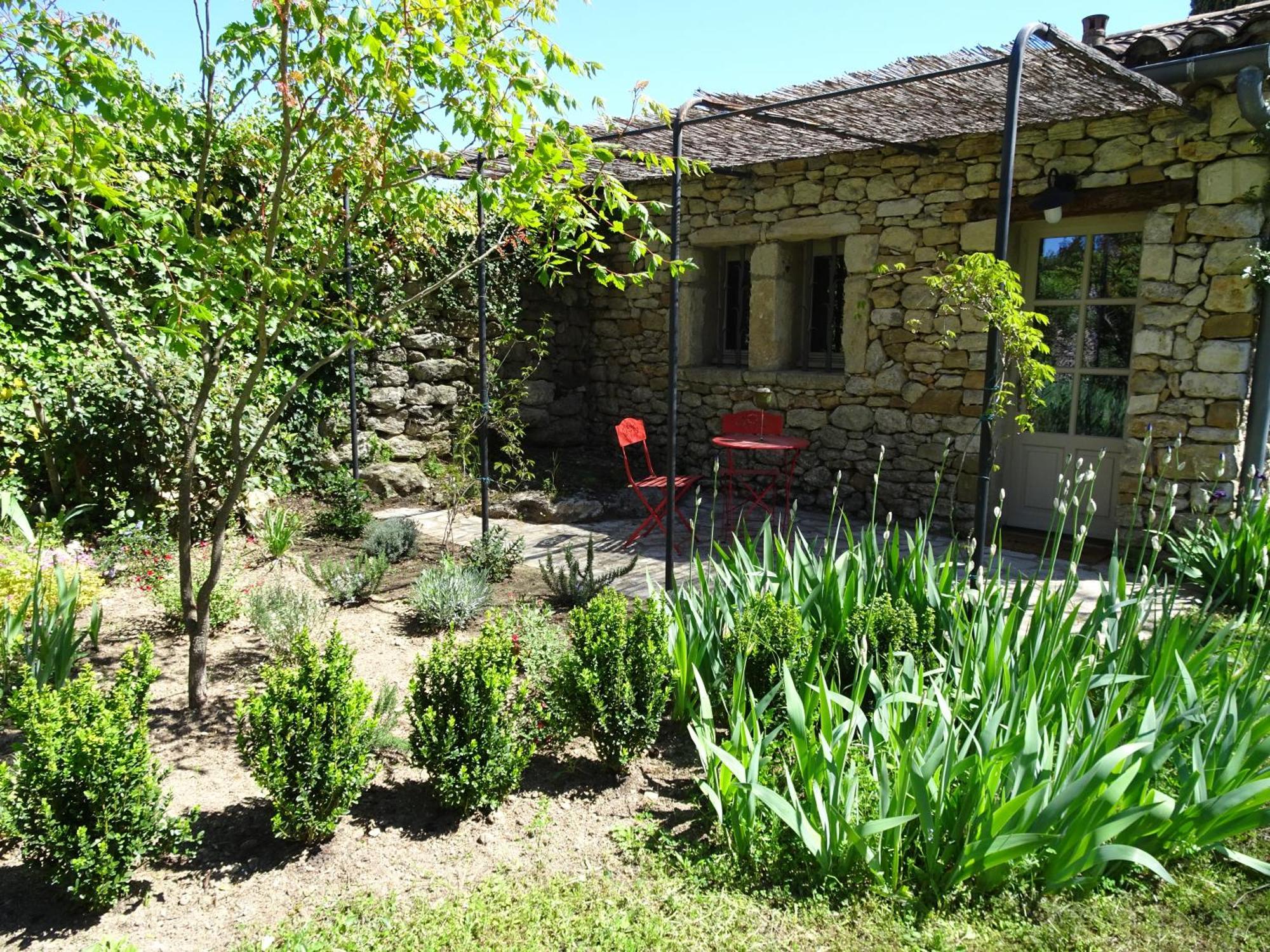 위제 Les Olivettes Le Mazet B&B 외부 사진
